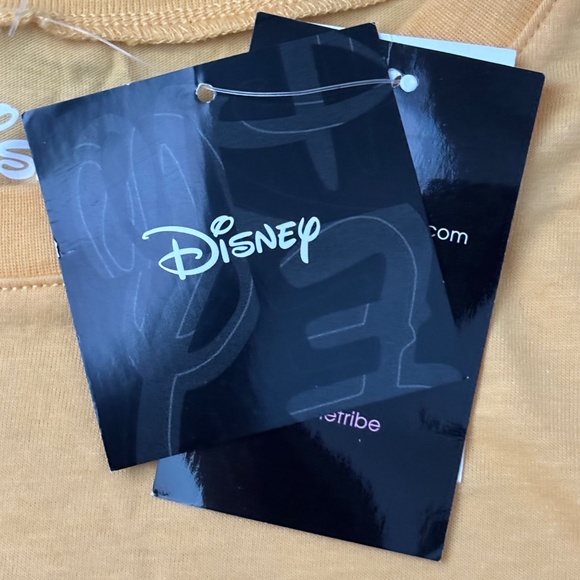 NWT DISNEY Lion King HAKUNA MATATA Graphic Yellow Cropped T Shirt Women’s Sz XL - Picture 6 of 10